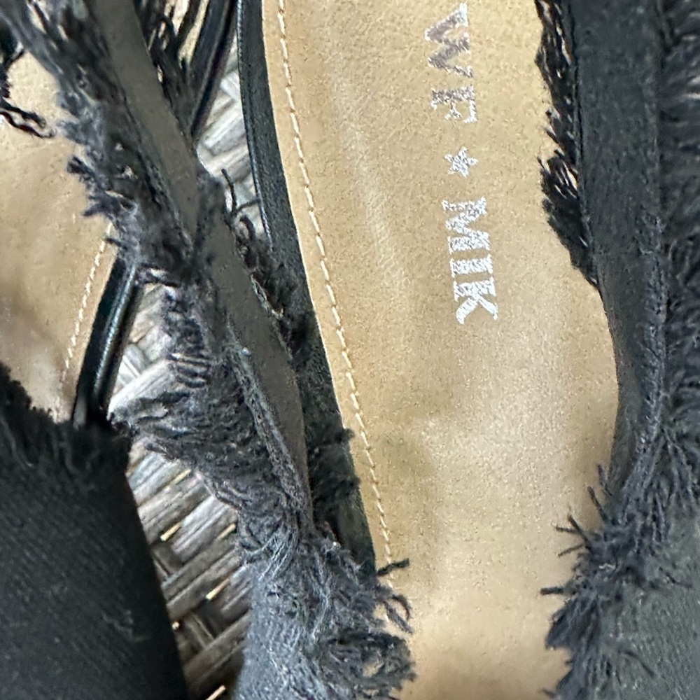 Chic Black Star-Embellished Women's Heels - Picture 3 of 7
